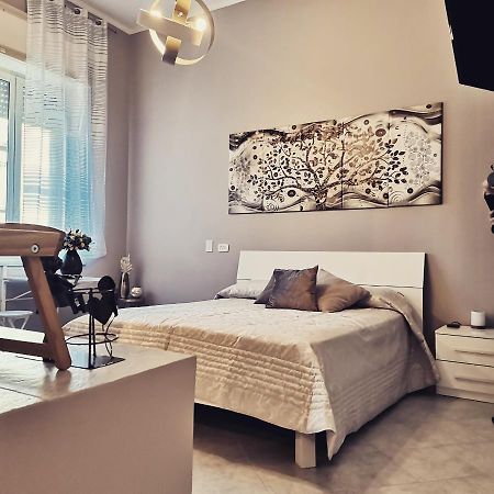 Dale Rooms Наполи Екстериор снимка