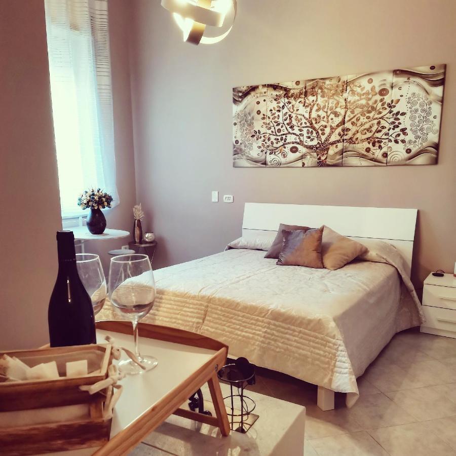 Dale Rooms Наполи Екстериор снимка